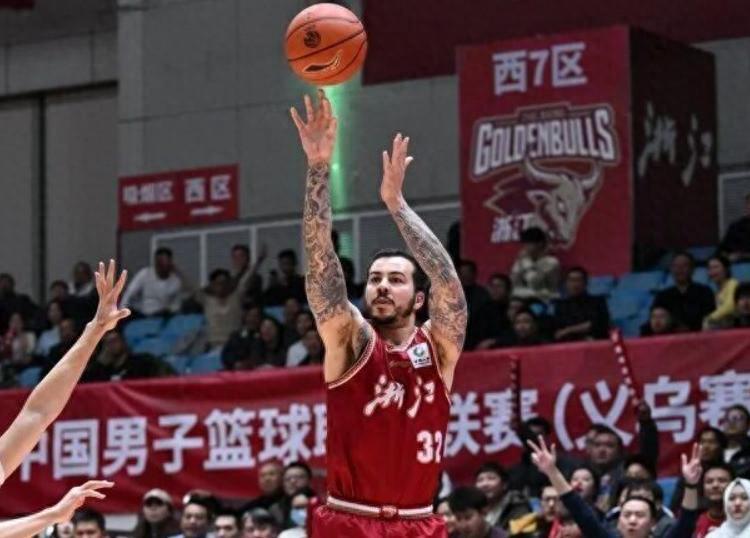 爱游戏登录入口-现役国手！0分0板0助0断，1分钟3犯规，球迷：凭什么进的国家队？